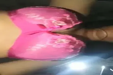 BH Pink Pamer Tete Gede Bohay Ngocok Memek Basah